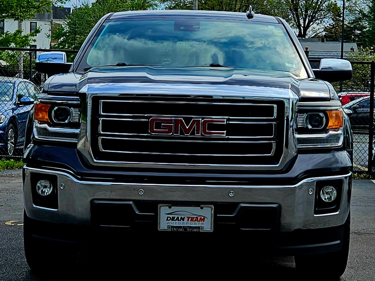 GMC Sierra 1500 4WD Crew Cab 143.5" SLT 2015