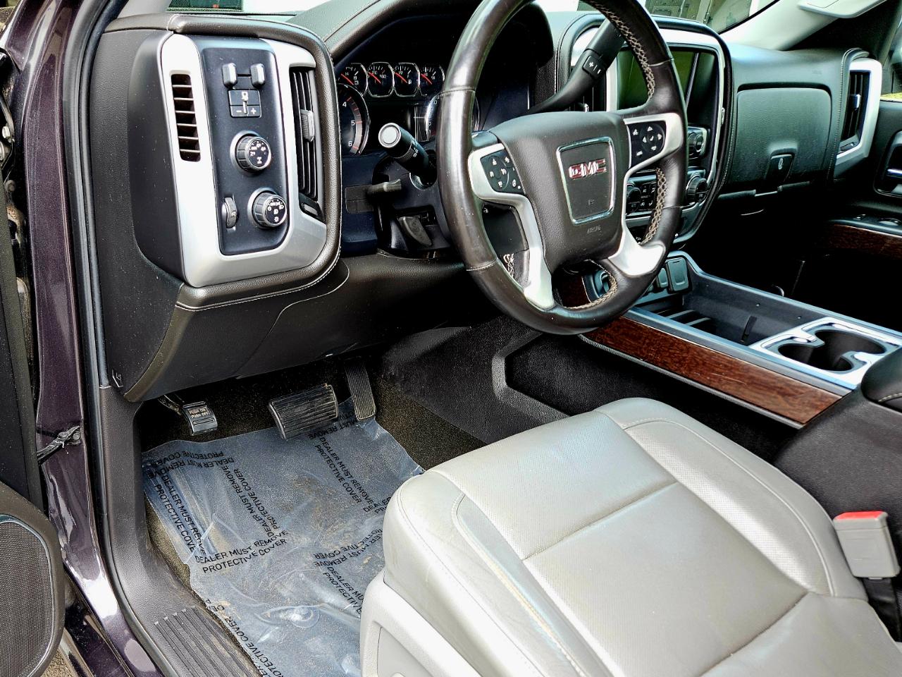 GMC Sierra 1500 4WD Crew Cab 143.5" SLT 2015