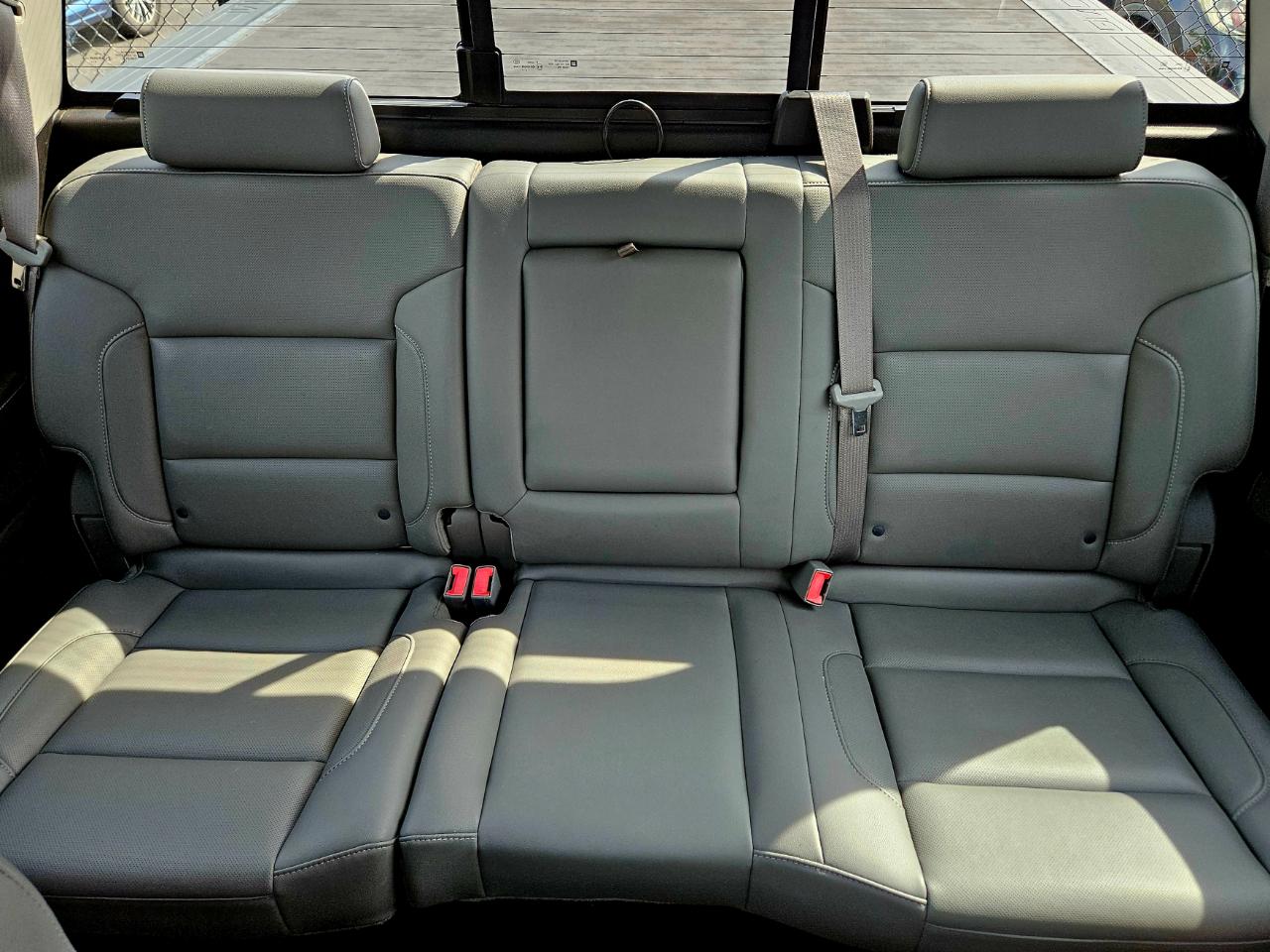 GMC Sierra 1500 4WD Crew Cab 143.5" SLT 2015