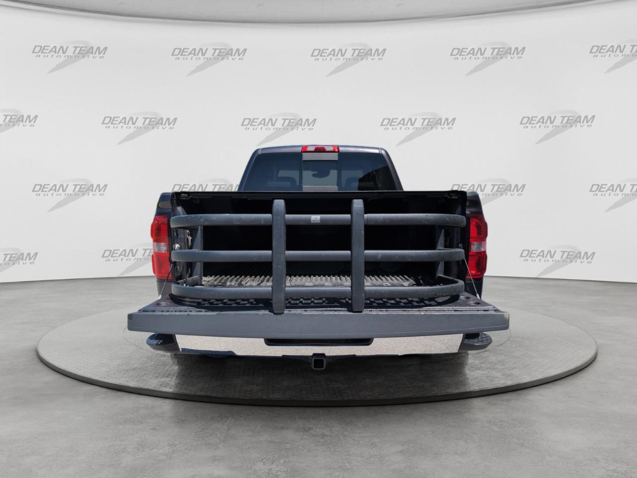 GMC Sierra 1500 4WD Crew Cab 143.5" SLT 2015