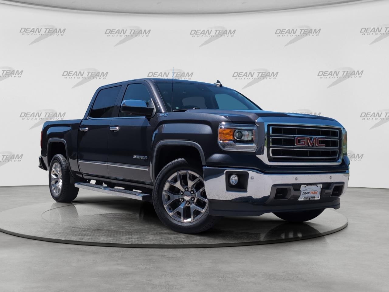 GMC Sierra 1500 4WD Crew Cab 143.5" SLT 2015