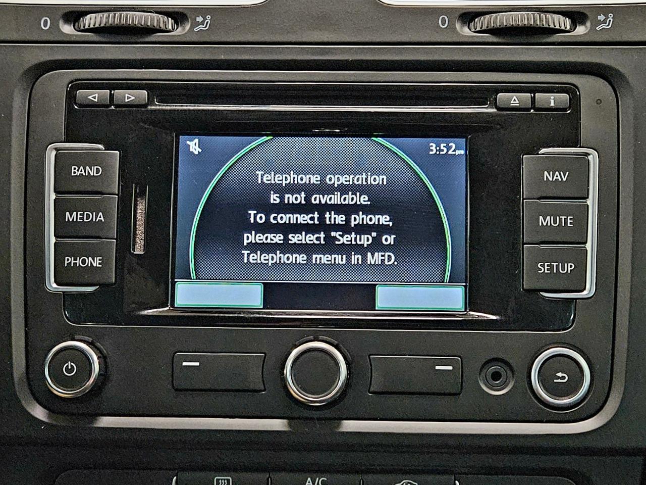 Volkswagen Golf 4dr HB DSG TDI w/Tech Pkg 2013