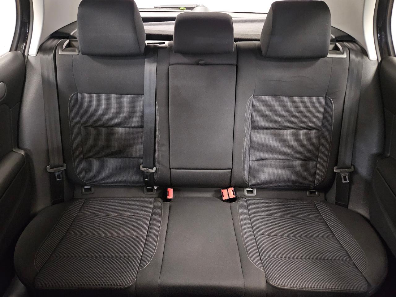 Volkswagen Golf 4dr HB DSG TDI w/Tech Pkg 2013