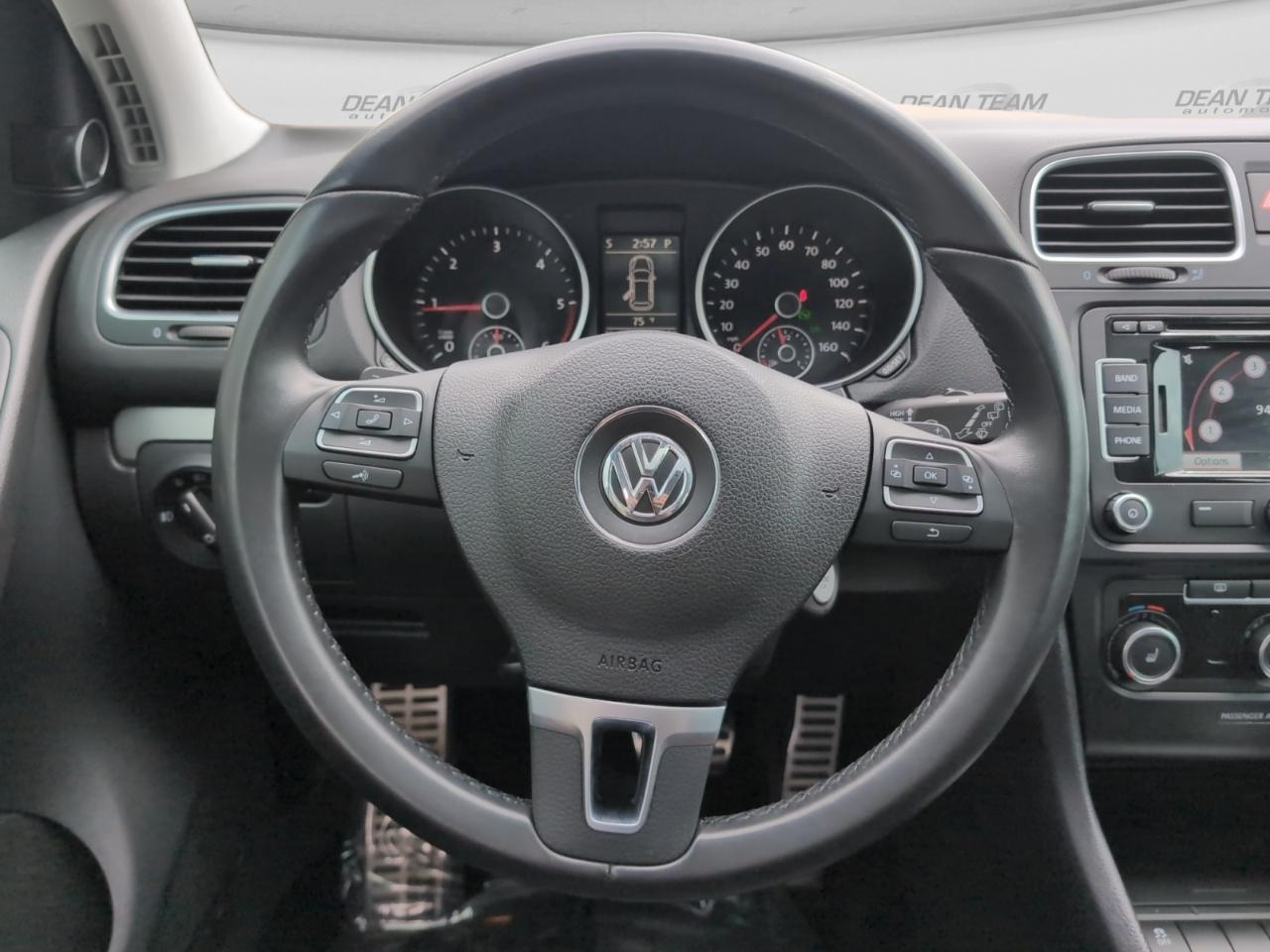 Volkswagen Golf 4dr HB DSG TDI w/Tech Pkg 2013