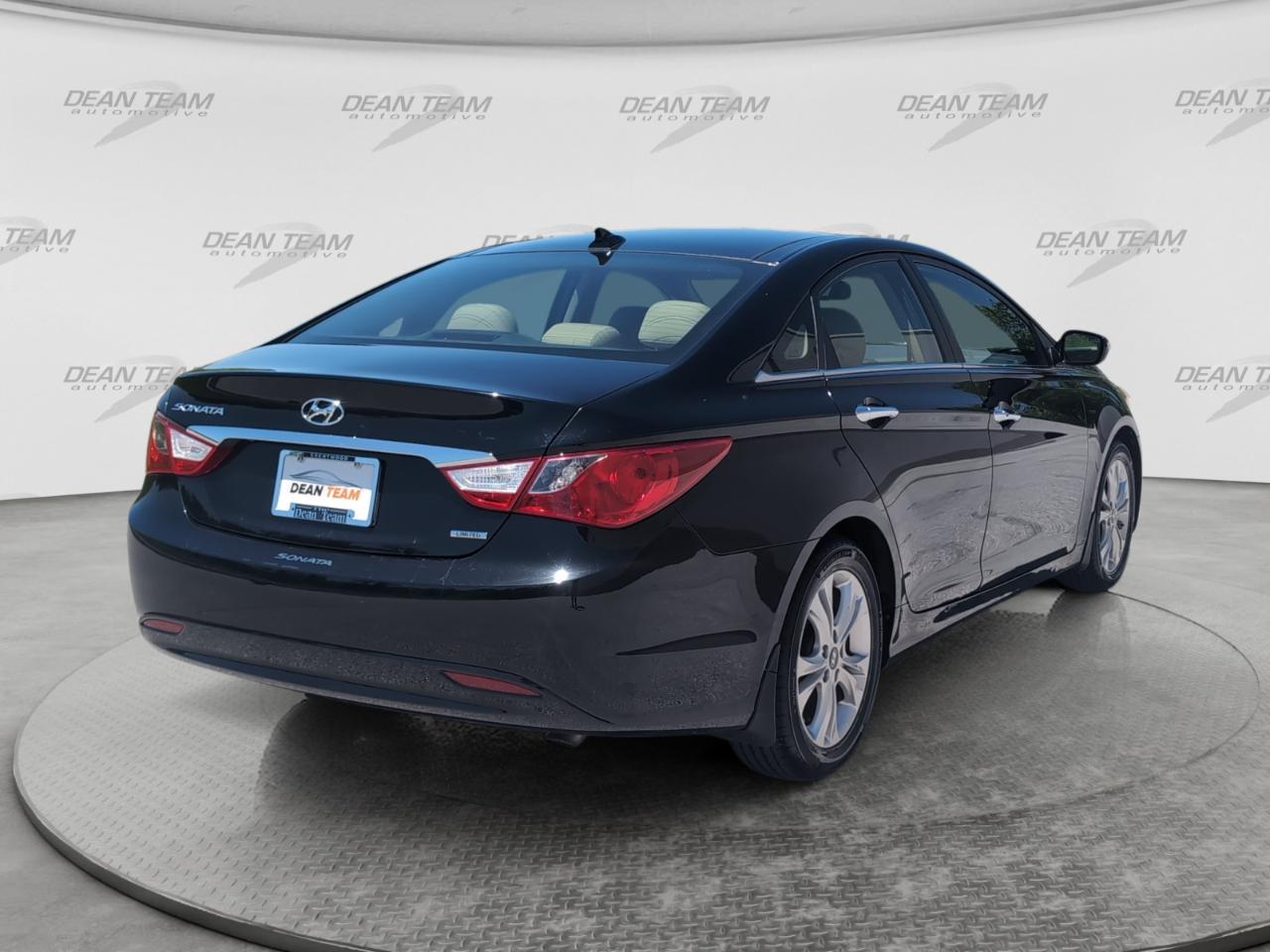 Hyundai Sonata 4dr Sdn 2.4L Auto Limited 2012
