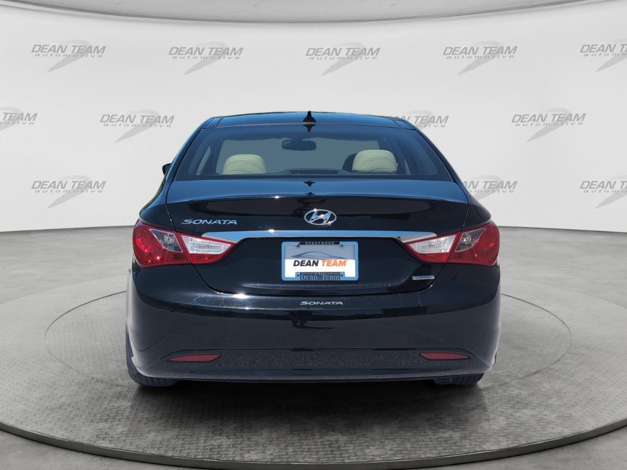 Hyundai Sonata 4dr Sdn 2.4L Auto Limited 2012