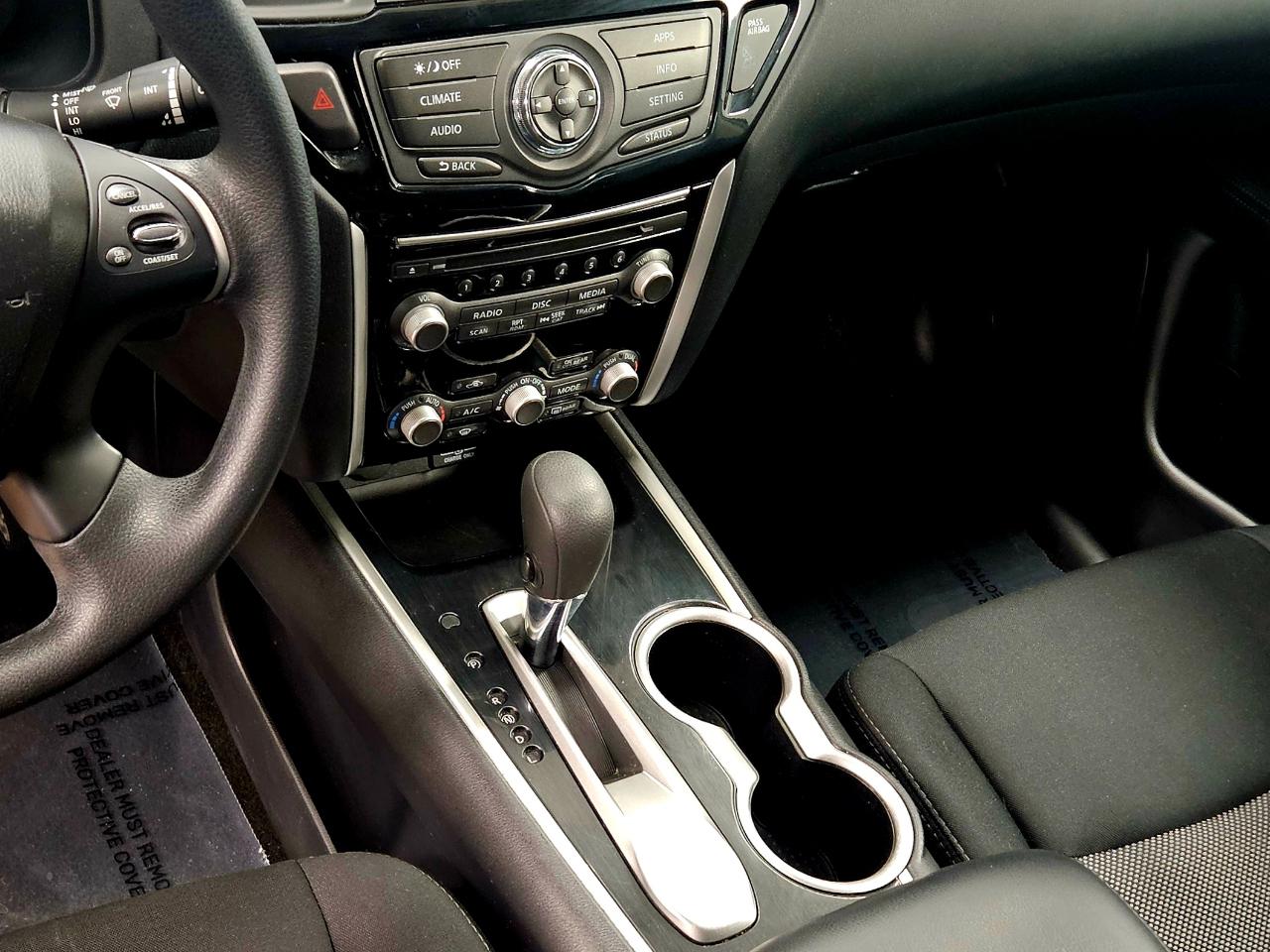 Nissan Pathfinder FWD S 2018