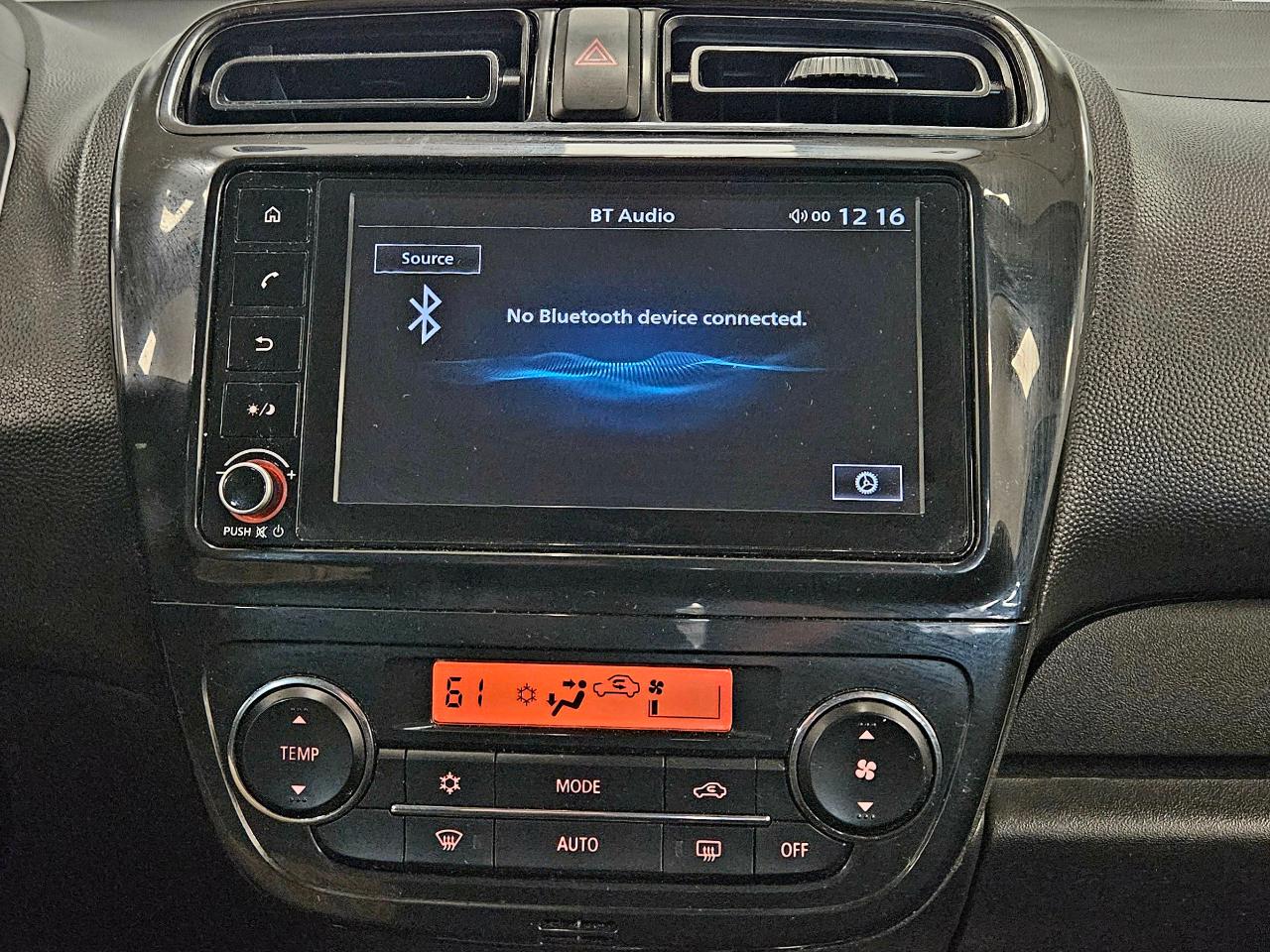 Mitsubishi Mirage ES CVT 2022