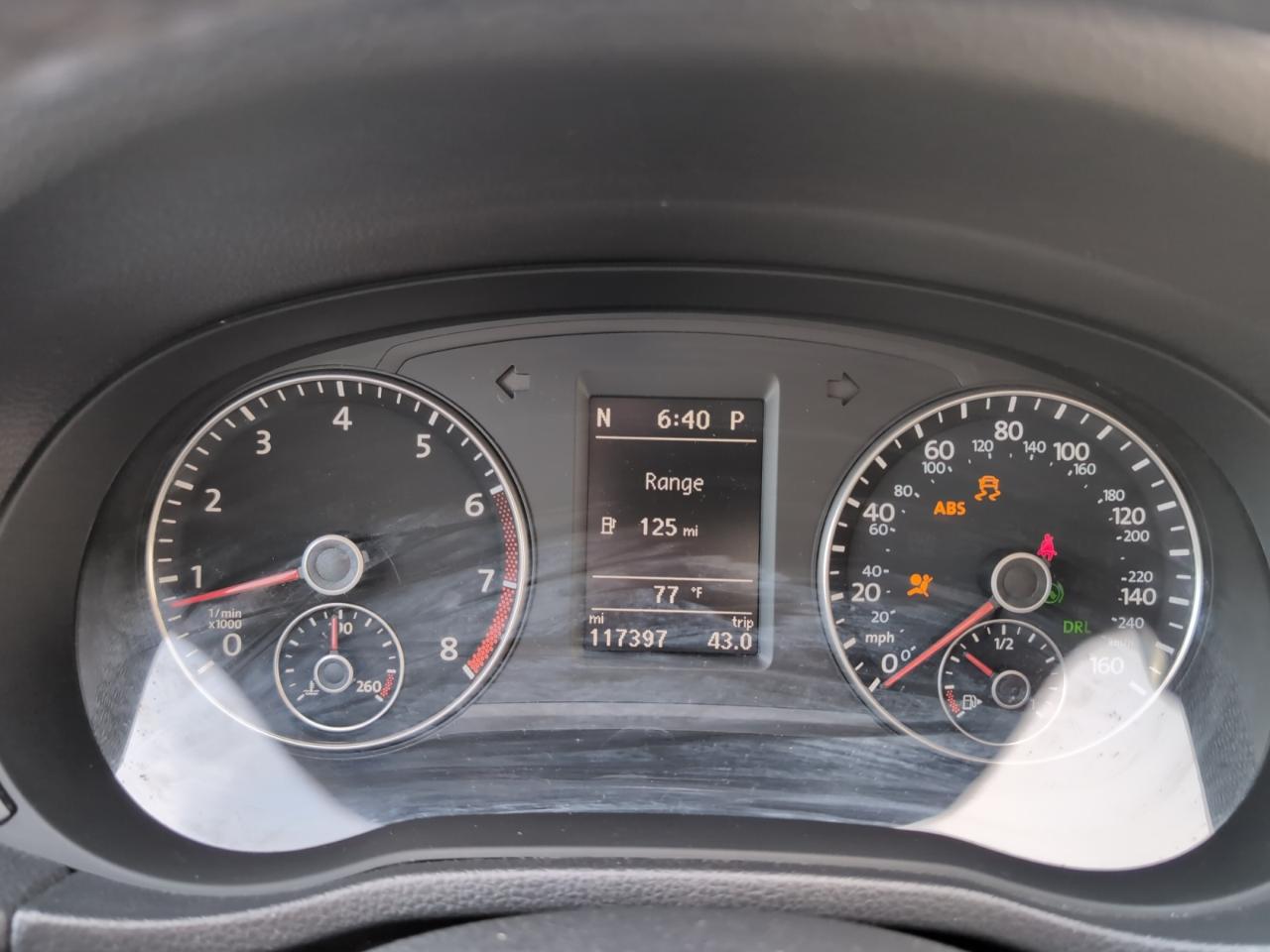 Volkswagen Passat 4dr Sdn 1.8T Auto SE 2014