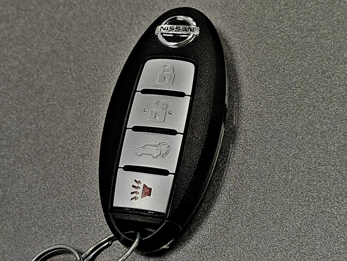 Nissan Murano AWD 4dr LE 2011