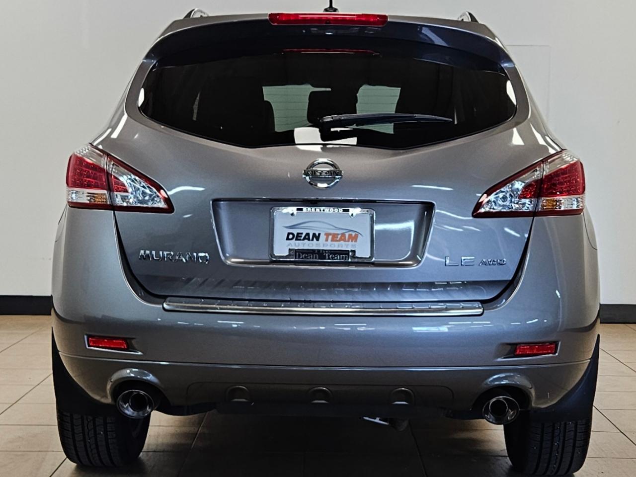 Nissan Murano AWD 4dr LE 2011
