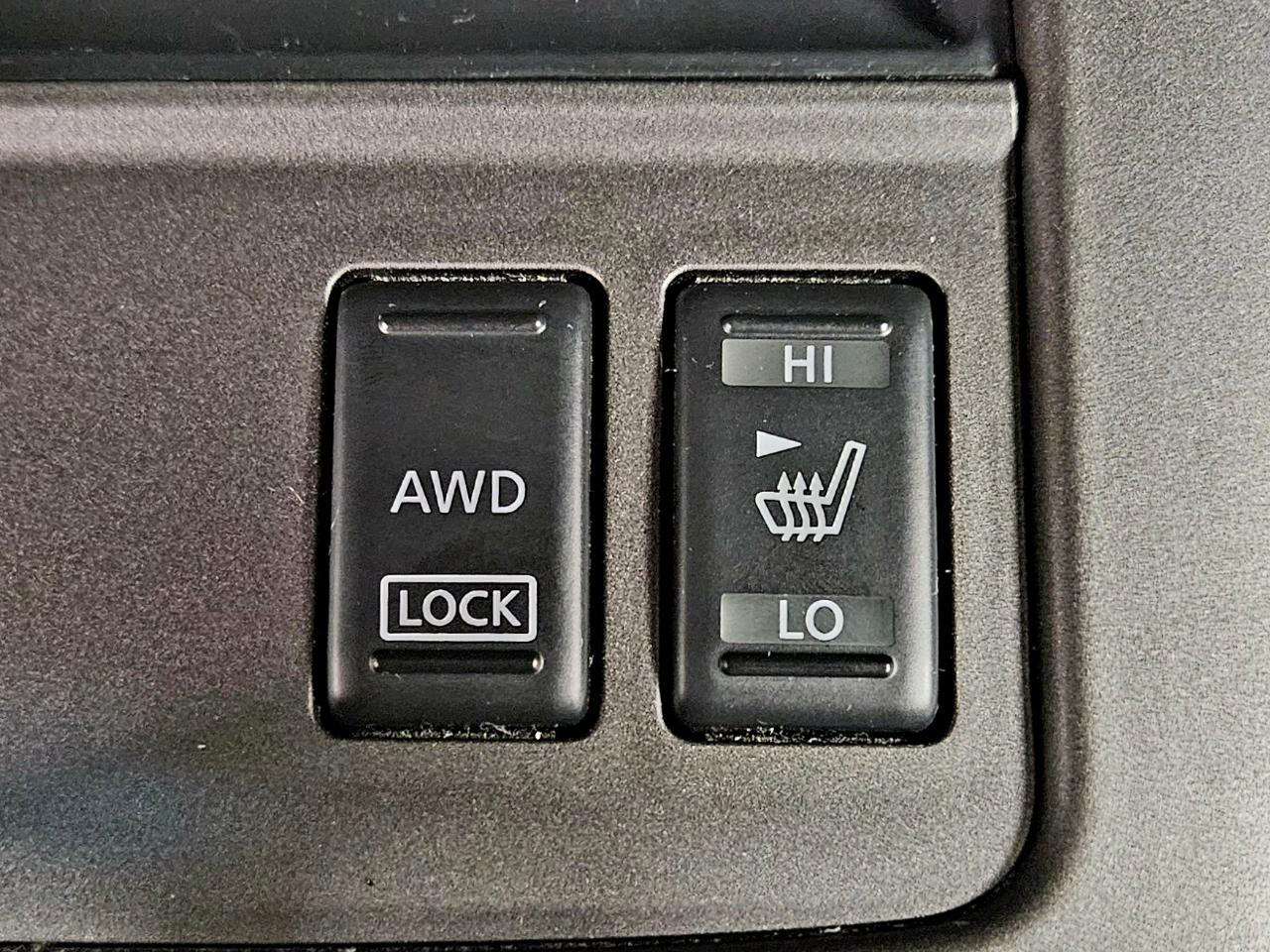 Nissan Murano AWD 4dr LE 2011