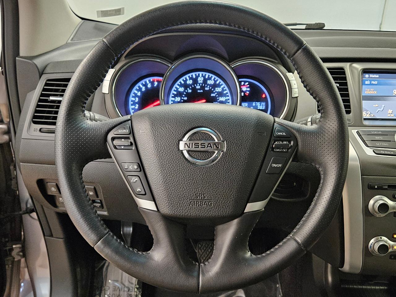 Nissan Murano AWD 4dr LE 2011