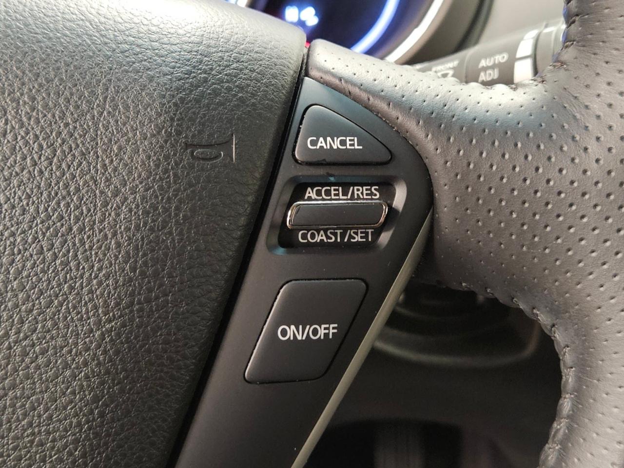 Nissan Murano AWD 4dr LE 2011