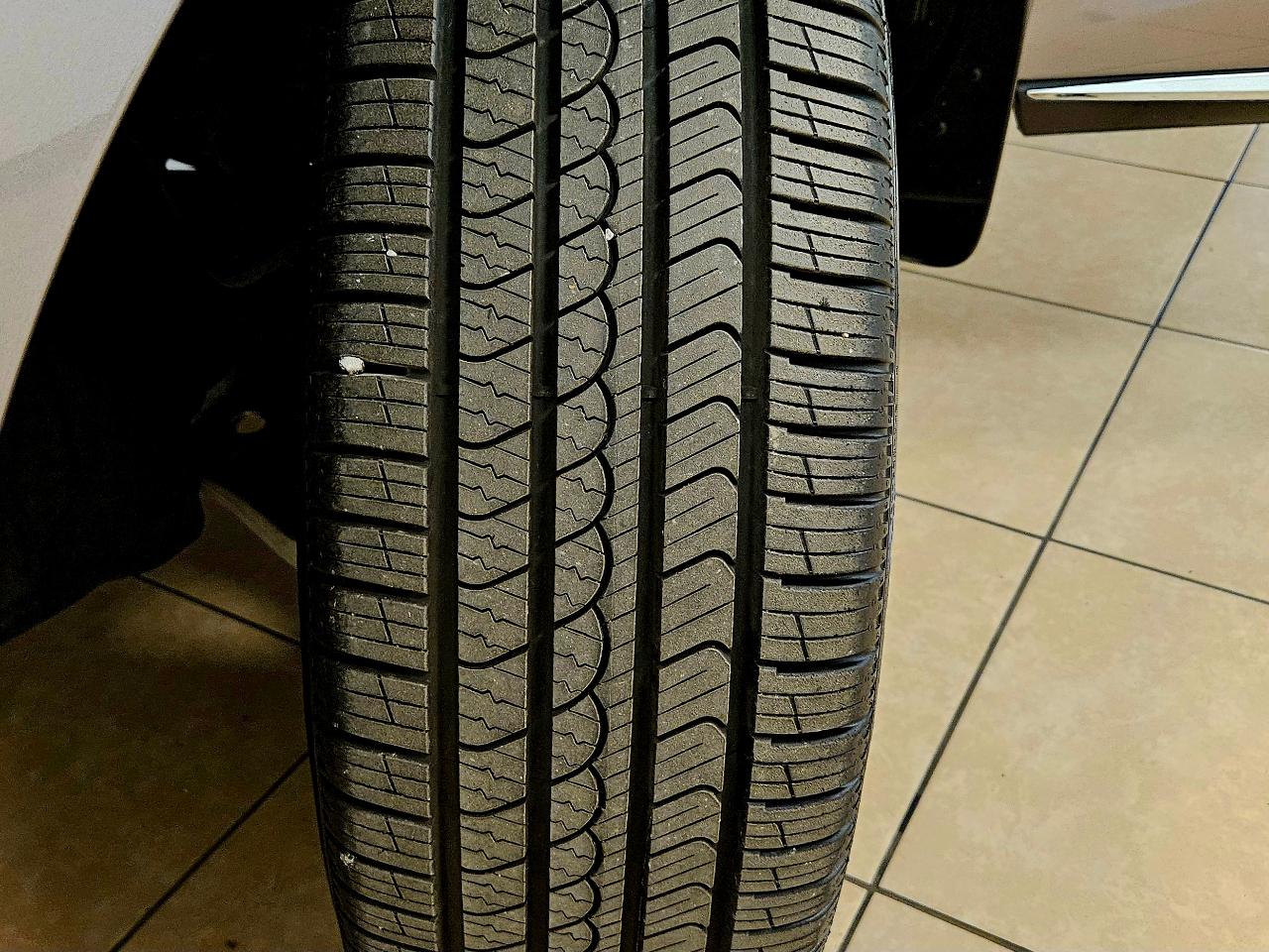 Nissan Murano AWD 4dr LE 2011