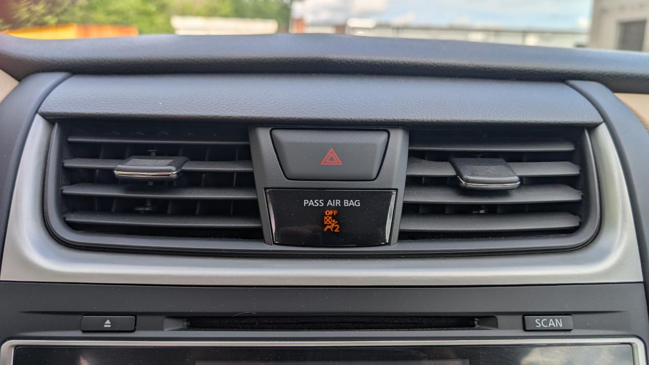 Nissan Altima 4dr Sdn I4 2.5 S 2016