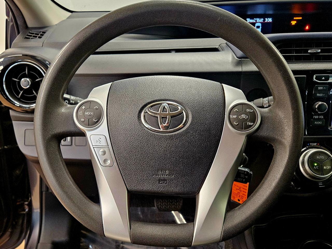 Toyota Prius c  2015