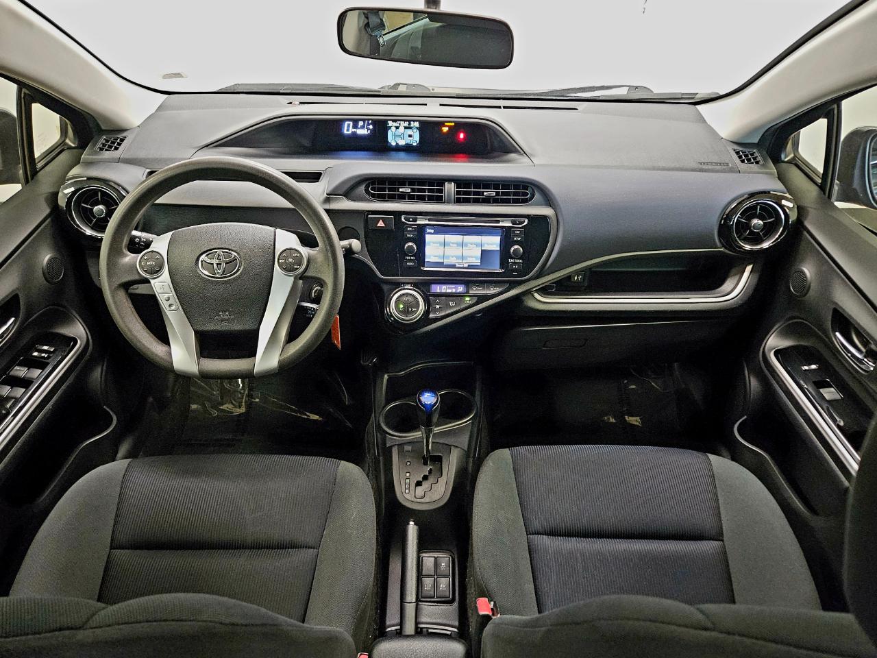 Toyota Prius c  2015