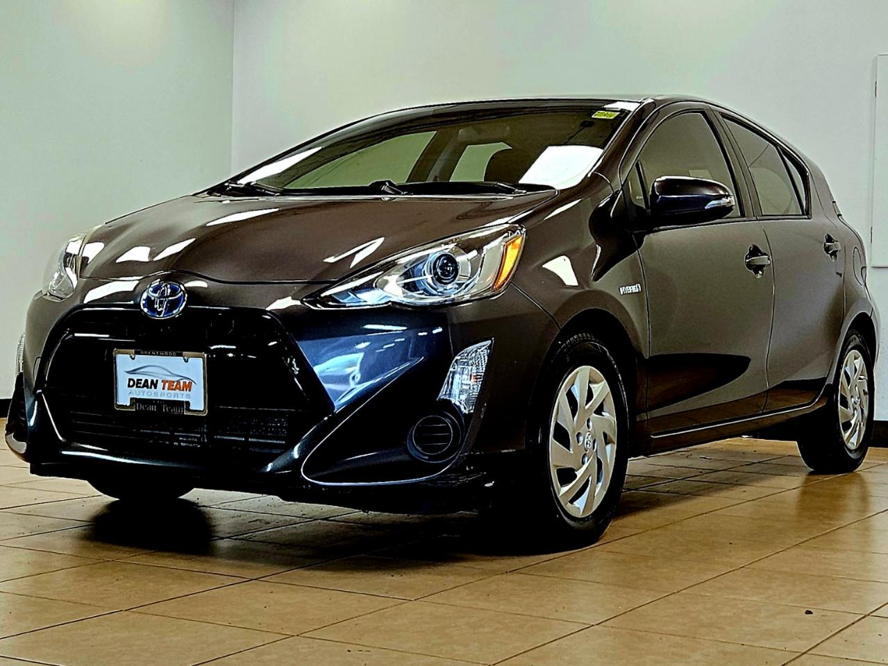 Toyota Prius c  2015