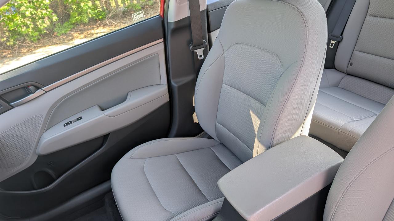 Hyundai Elantra SE 2.0L Auto (Alabama) 2017