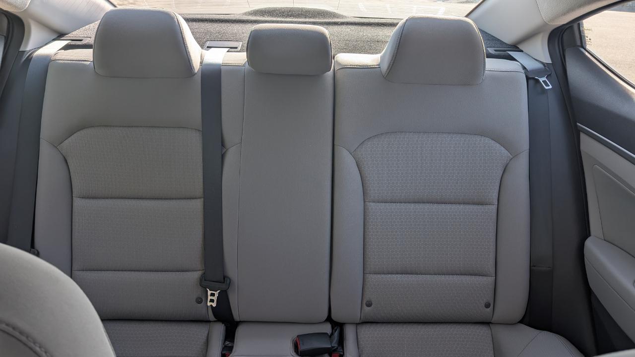 Hyundai Elantra SE 2.0L Auto (Alabama) 2017