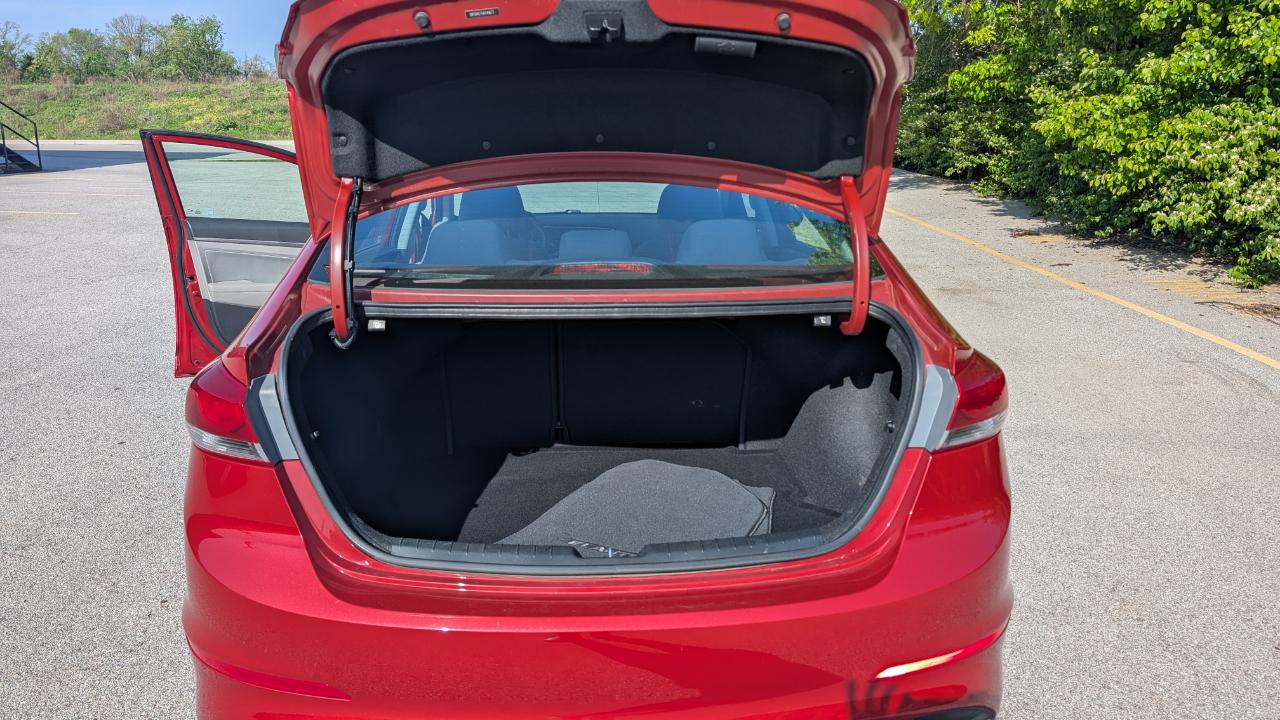Hyundai Elantra SE 2.0L Auto (Alabama) 2017