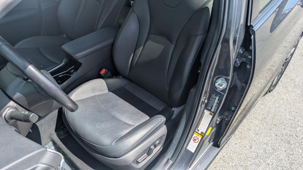 Toyota Prius XLE 2020