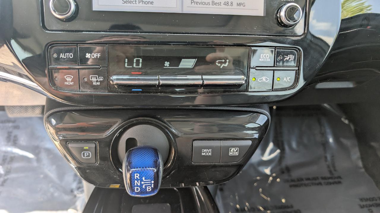 Toyota Prius XLE 2020