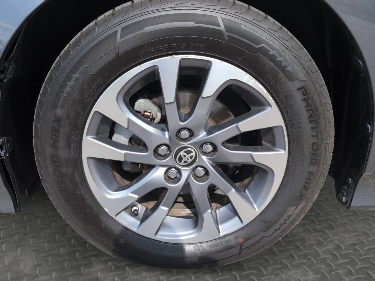 Toyota Prius XLE 2020