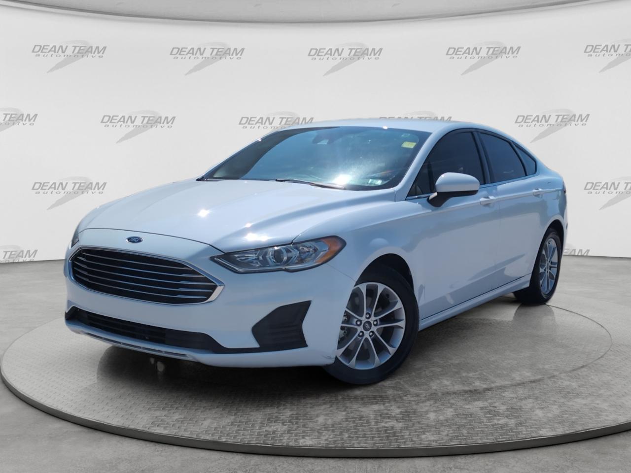 Ford Fusion SE FWD 2020