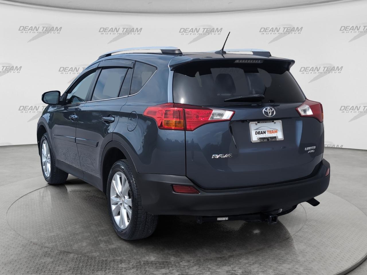 Toyota RAV4  2014