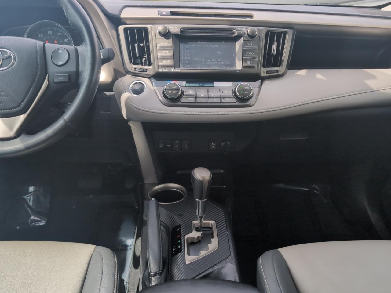 Toyota RAV4  2014