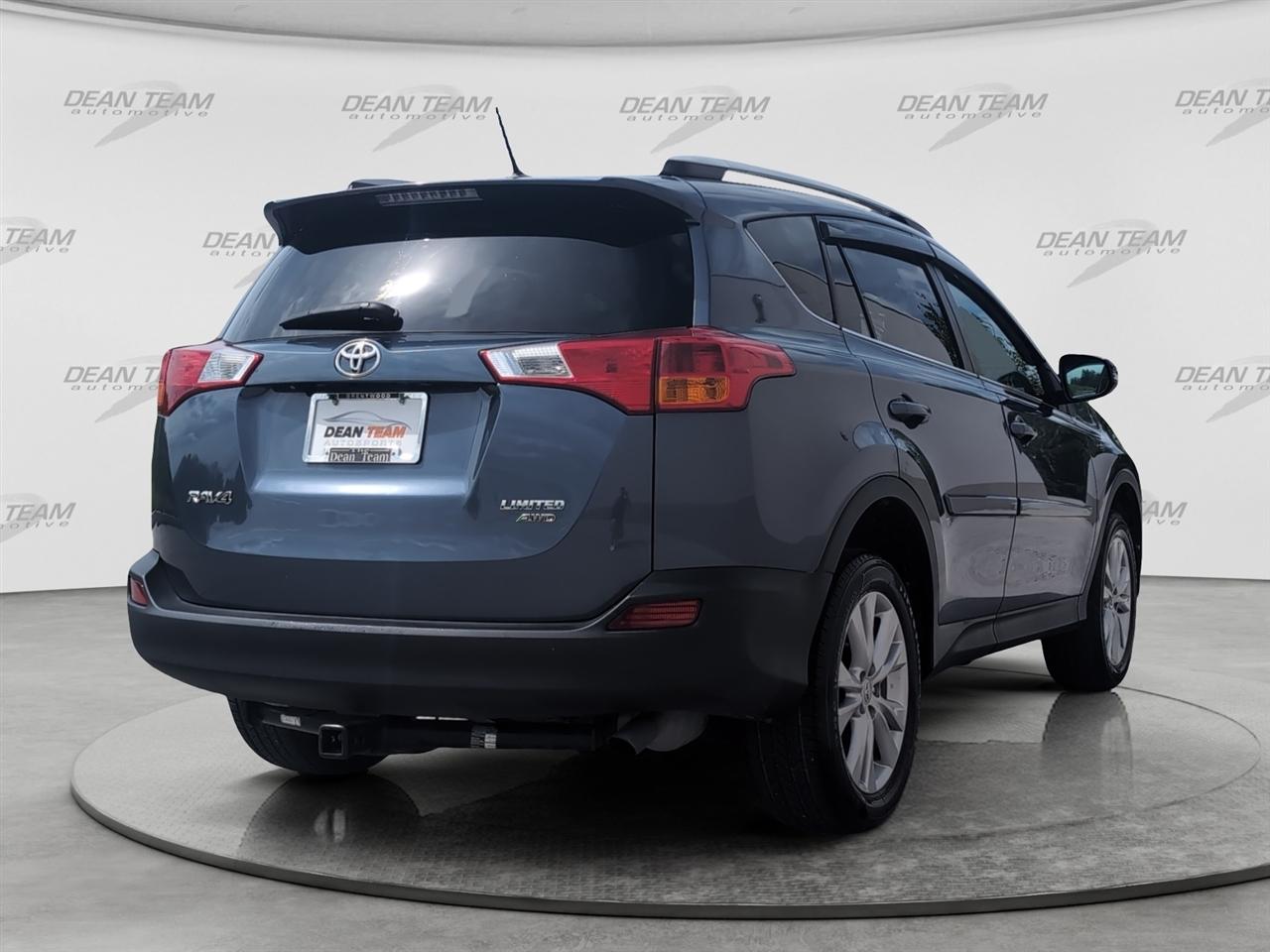 Toyota RAV4  2014