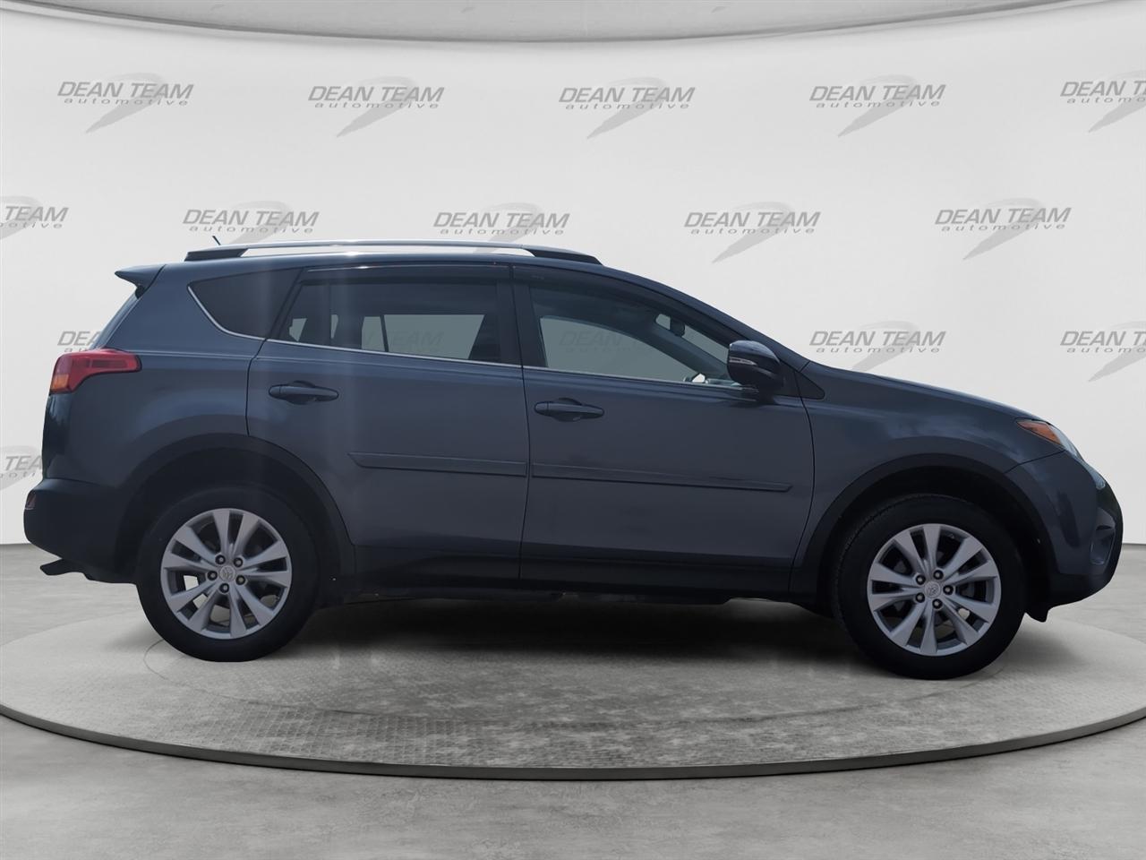 Toyota RAV4  2014