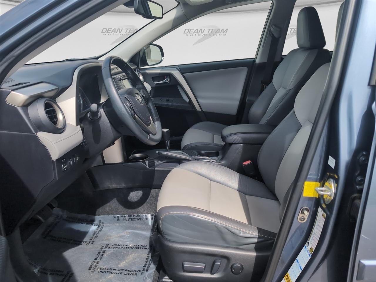 Toyota RAV4  2014