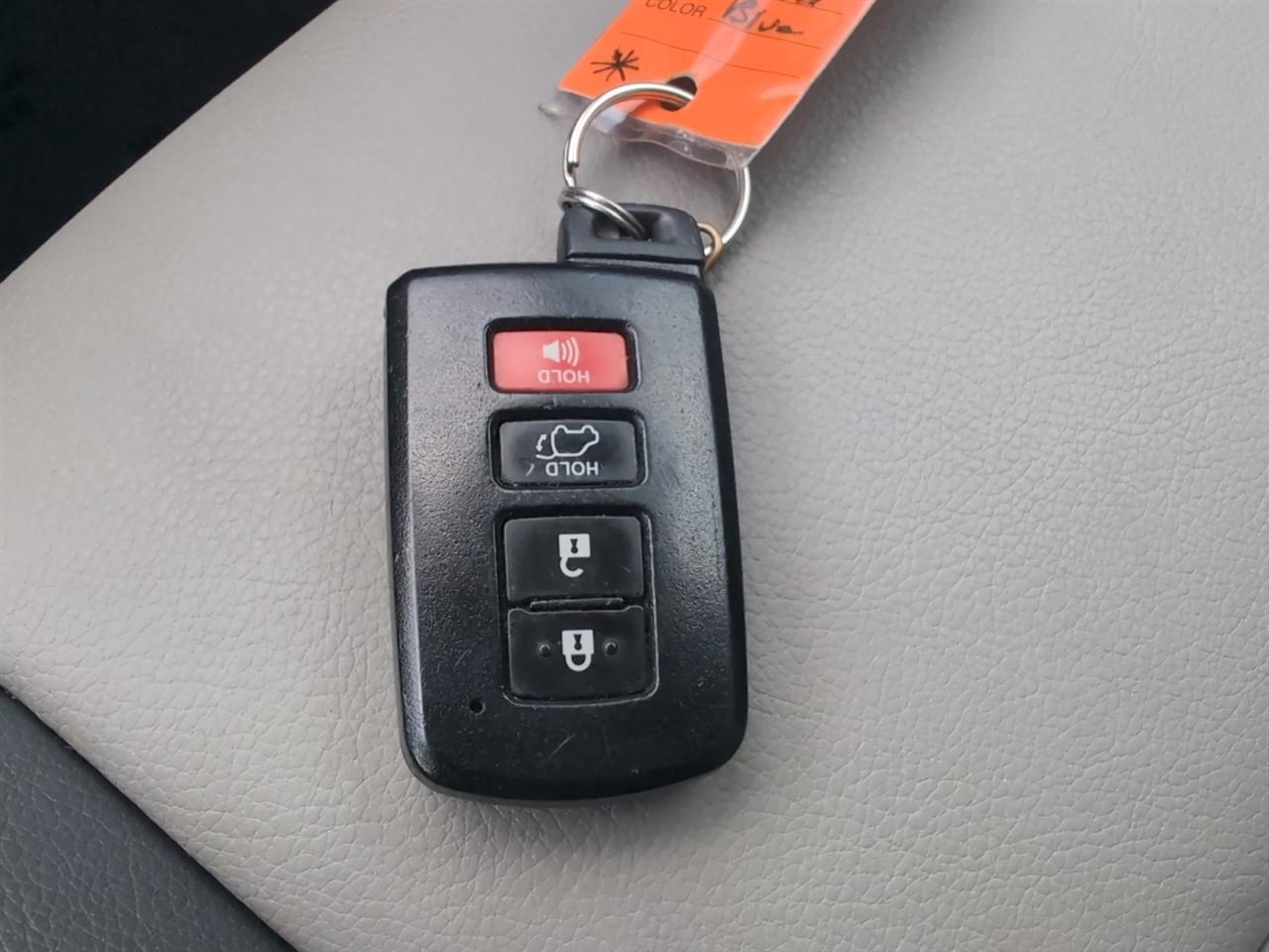 Toyota RAV4  2014