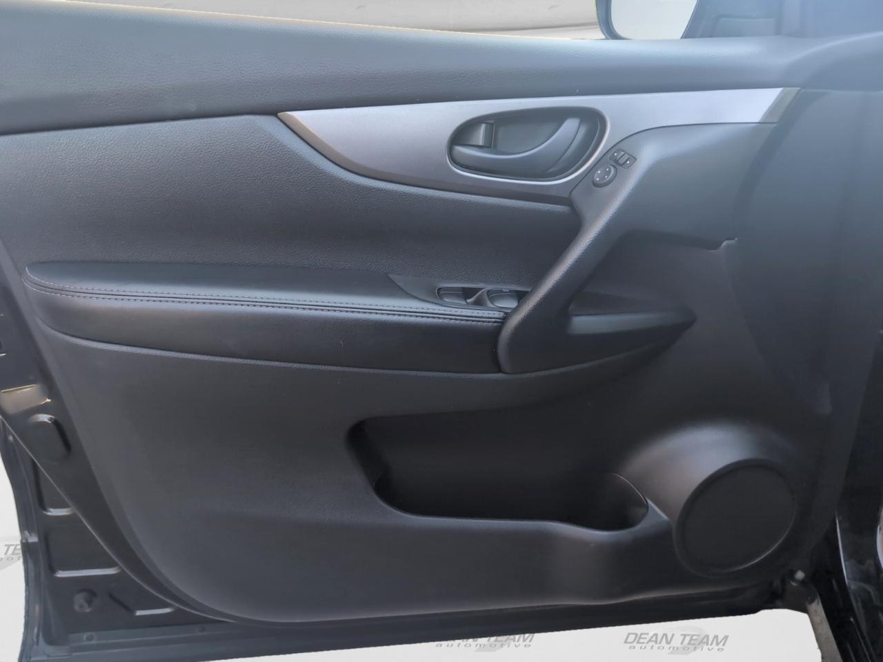 Nissan Rogue Sport FWD S 2020