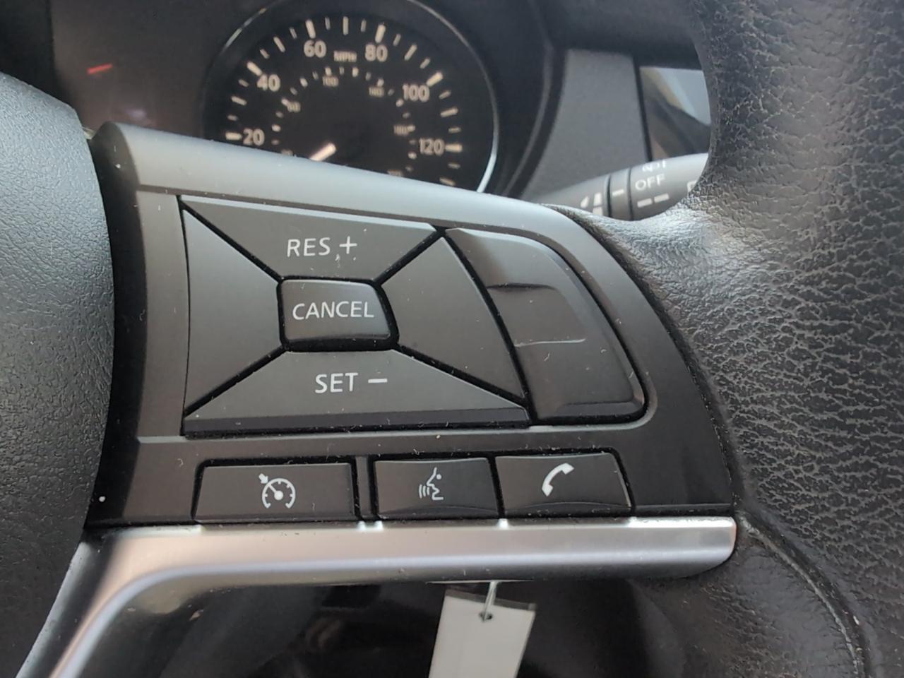 Nissan Rogue Sport FWD S 2020