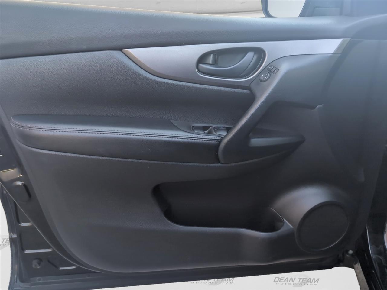 Nissan Rogue Sport FWD S 2020