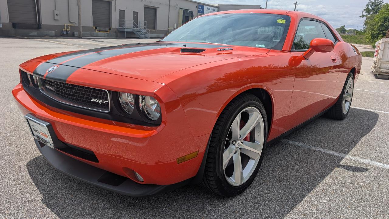 Dodge Challenger 2dr Cpe SRT8 2008