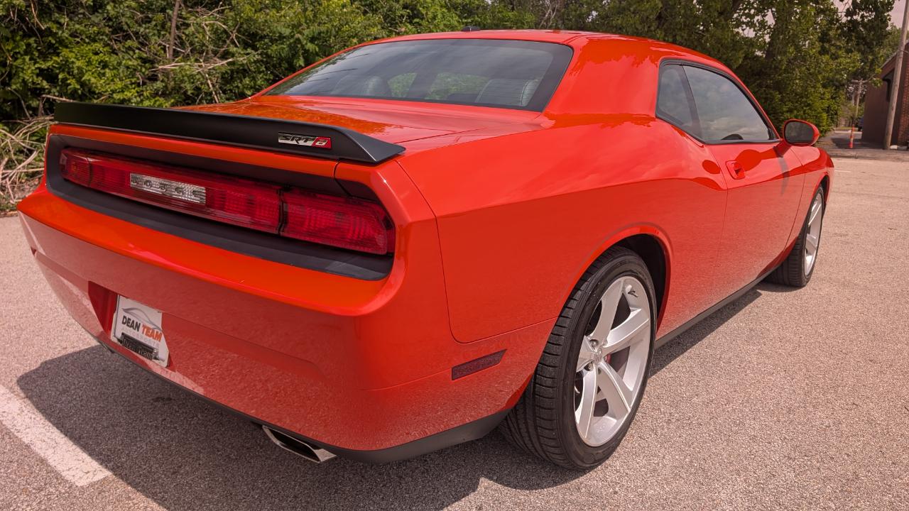 Dodge Challenger 2dr Cpe SRT8 2008