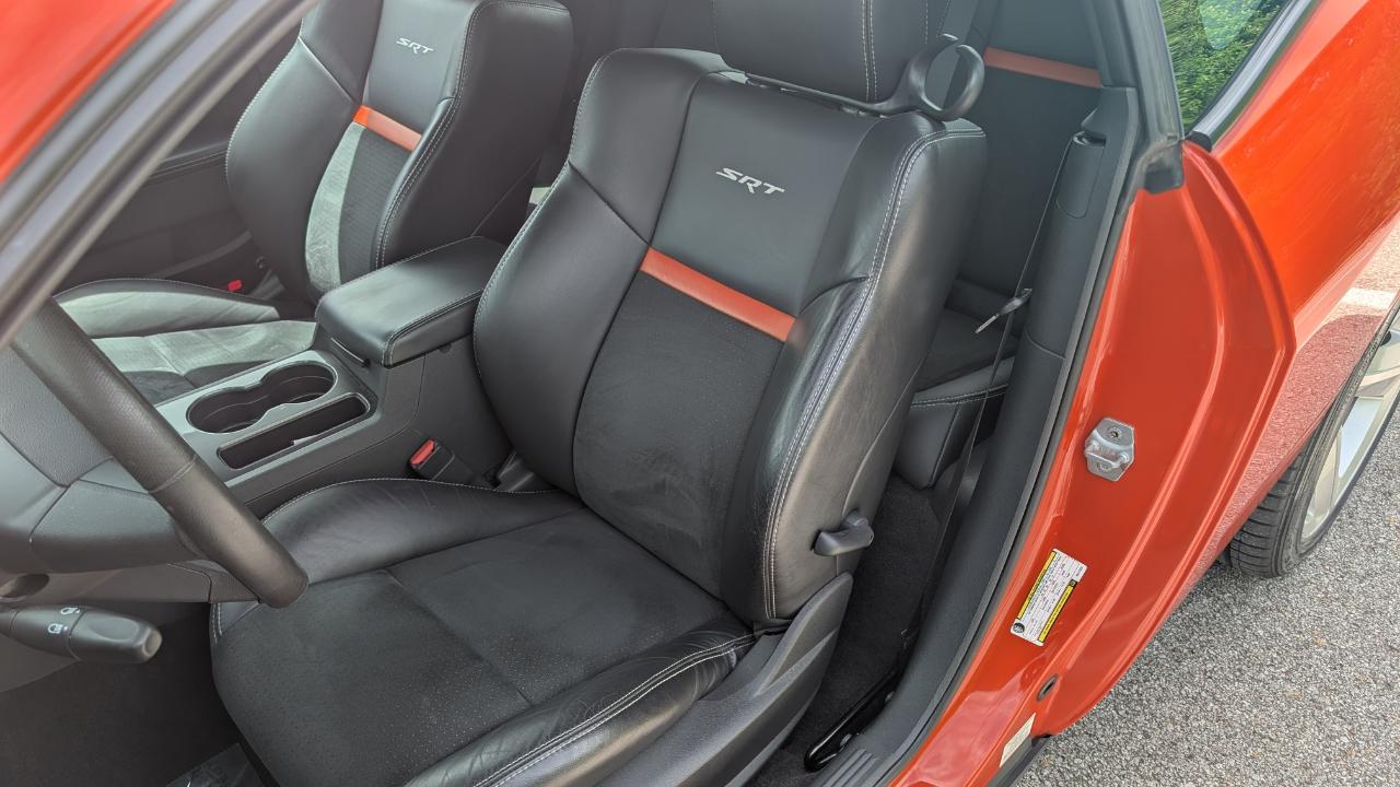 Dodge Challenger 2dr Cpe SRT8 2008