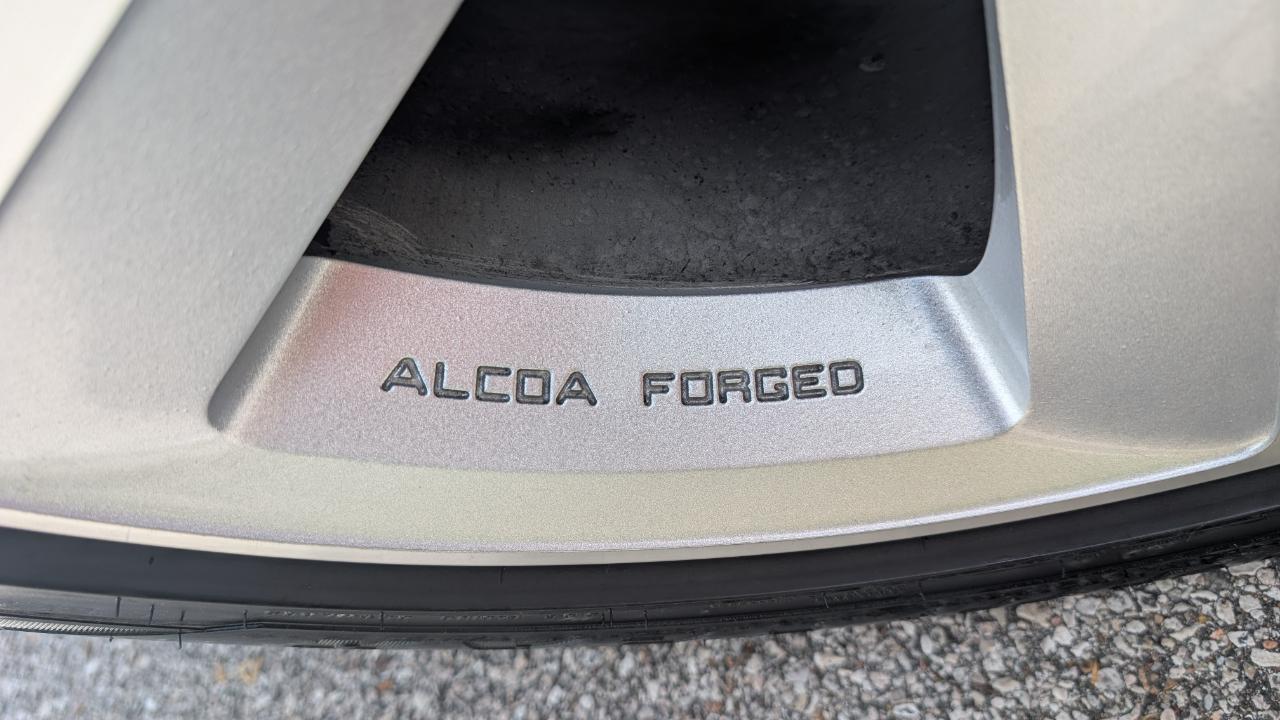 Dodge Challenger 2dr Cpe SRT8 2008