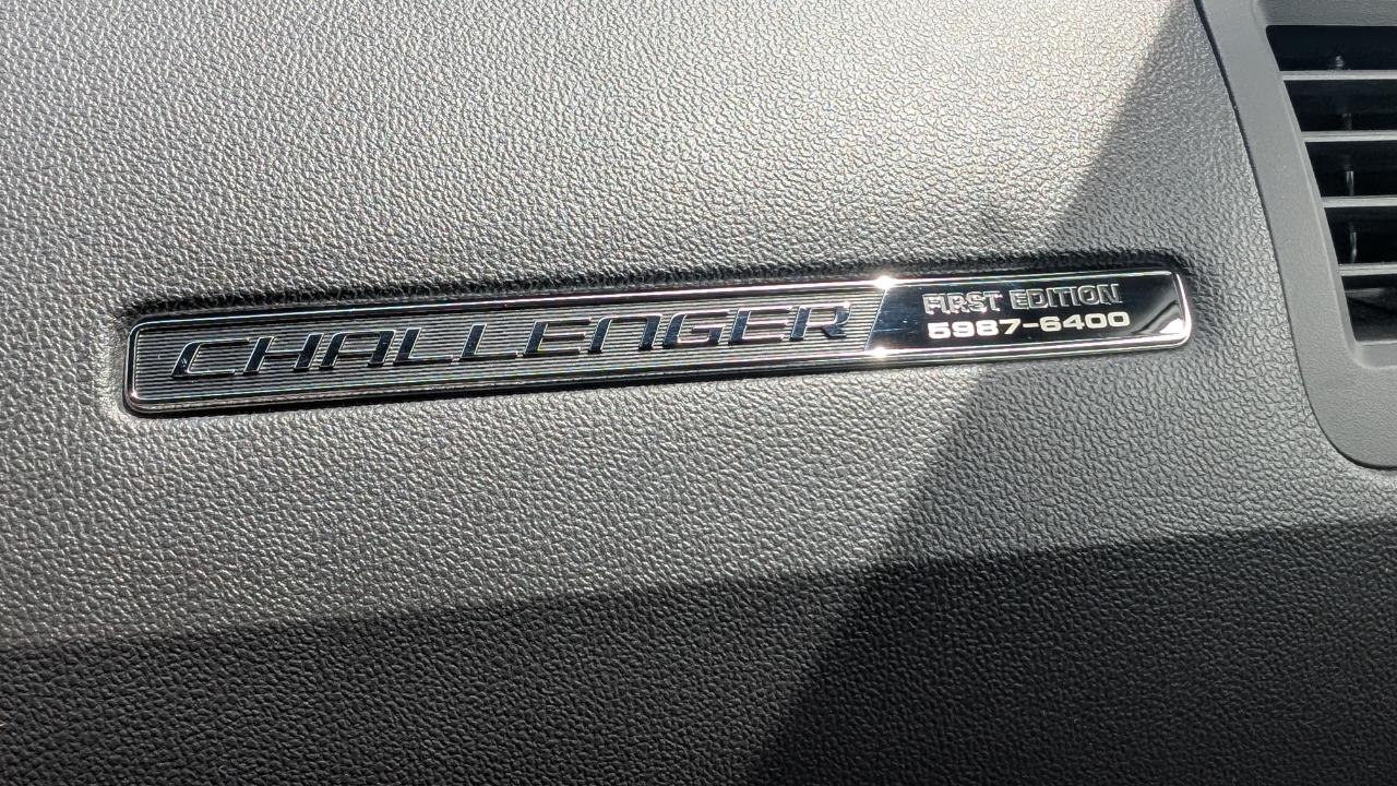 Dodge Challenger 2dr Cpe SRT8 2008