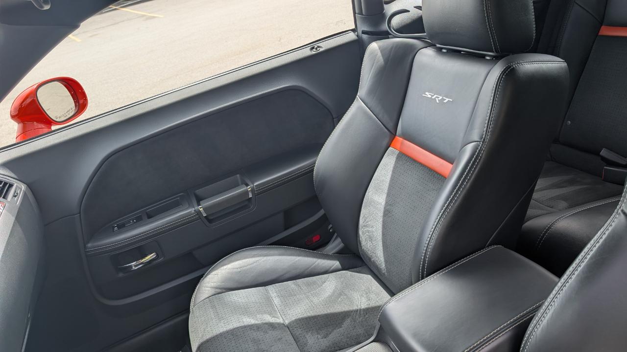 Dodge Challenger 2dr Cpe SRT8 2008