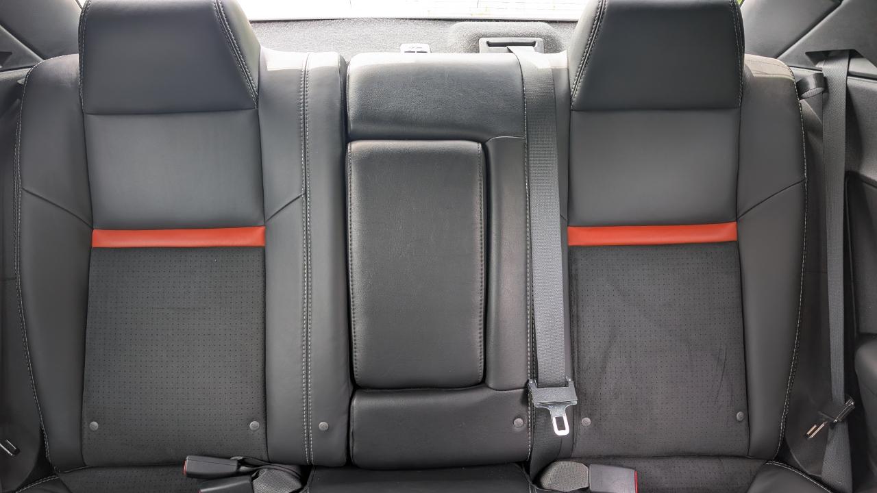 Dodge Challenger 2dr Cpe SRT8 2008