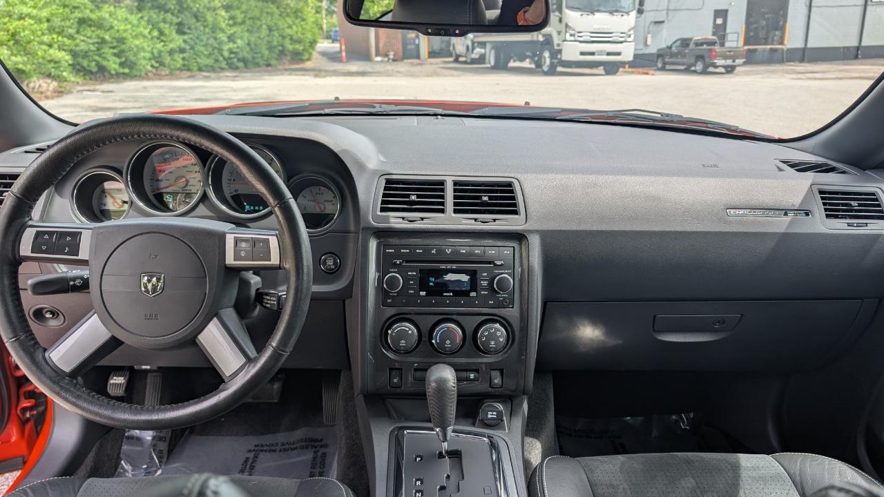 Dodge Challenger 2dr Cpe SRT8 2008