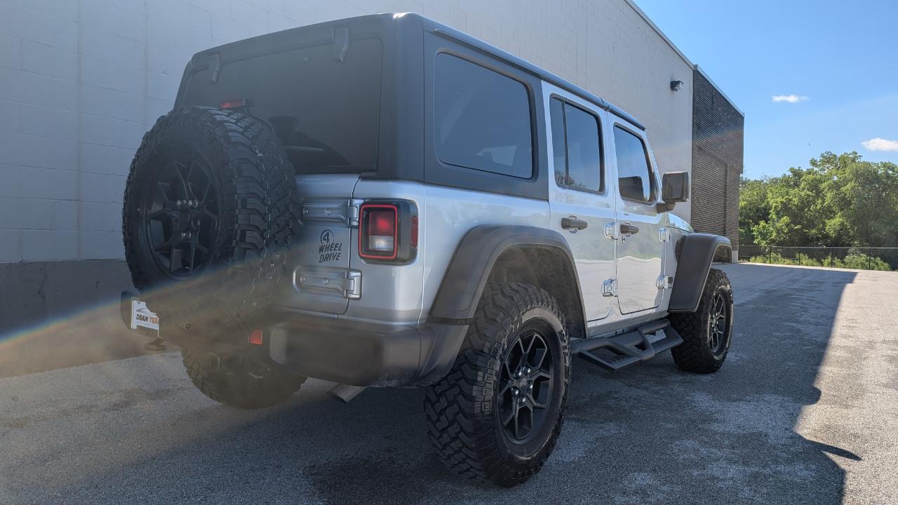 Jeep Wrangler Willys 4 Door 4x4 2024