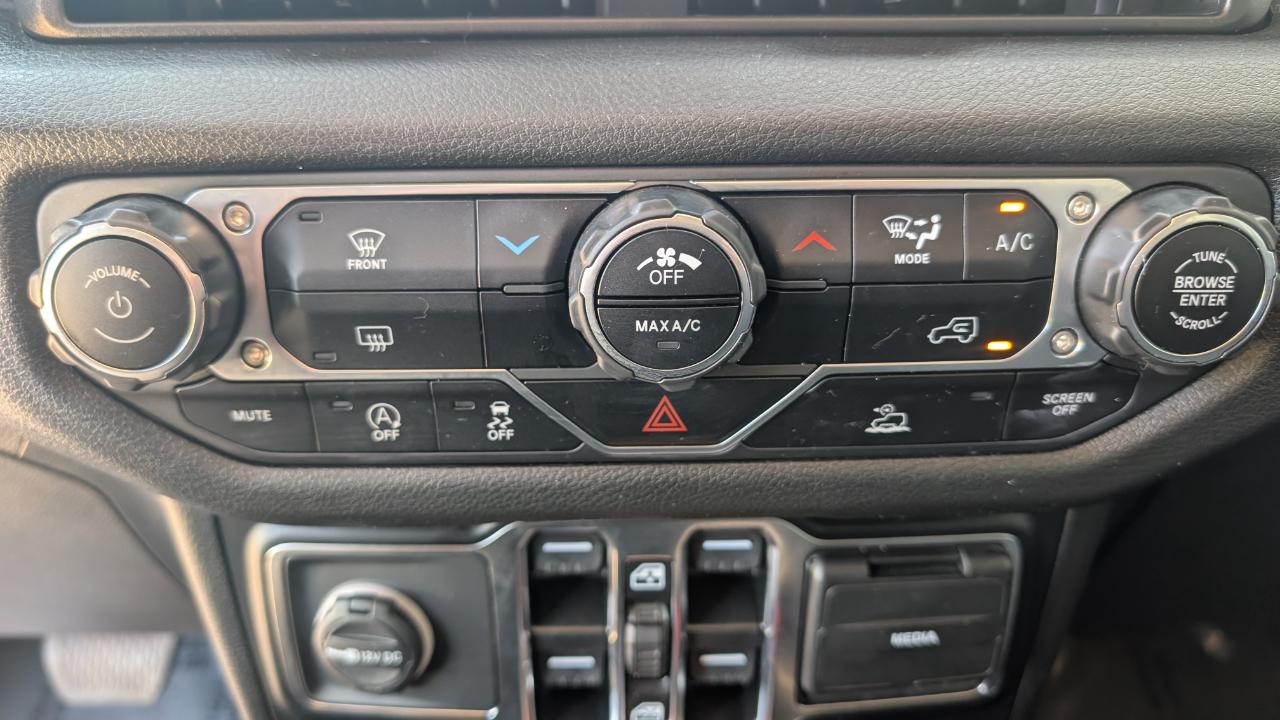 Jeep Wrangler Willys 4 Door 4x4 2024