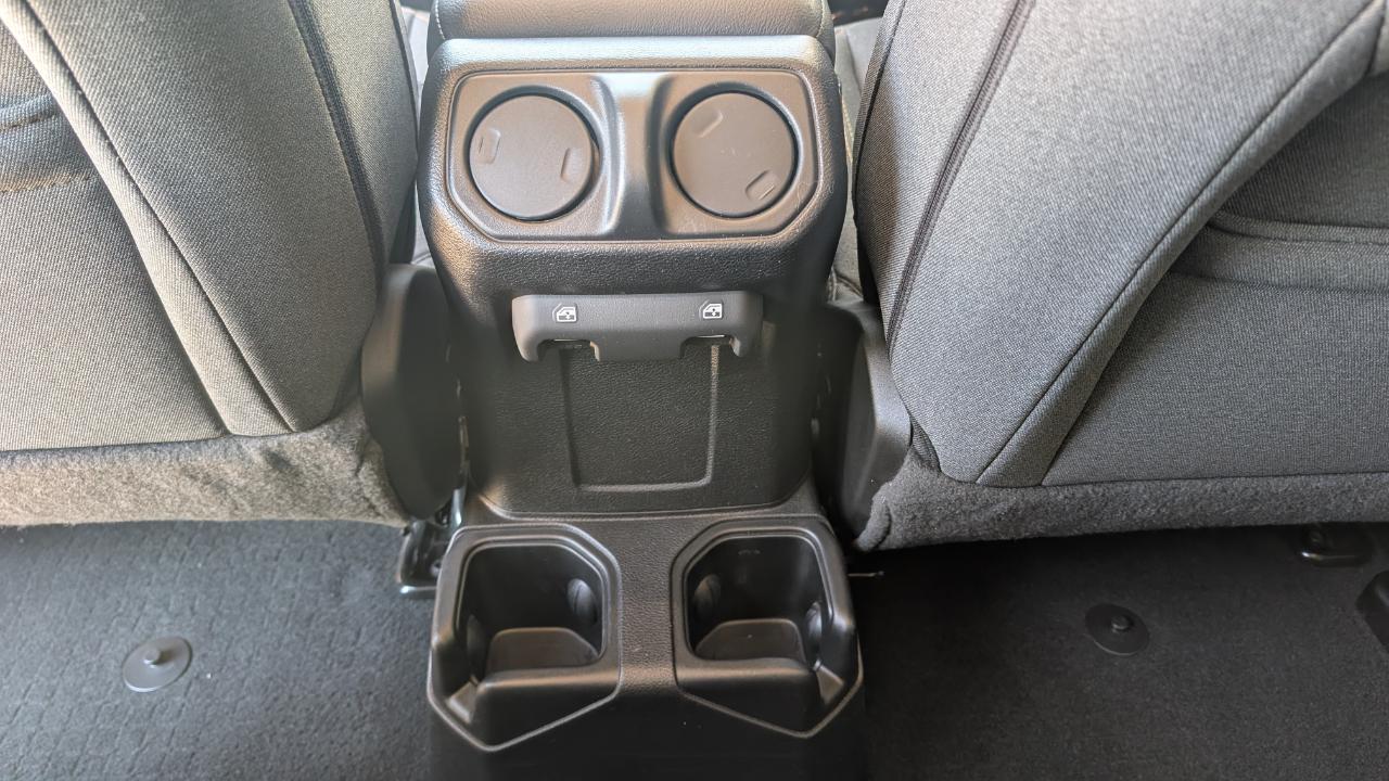 Jeep Wrangler Willys 4 Door 4x4 2024